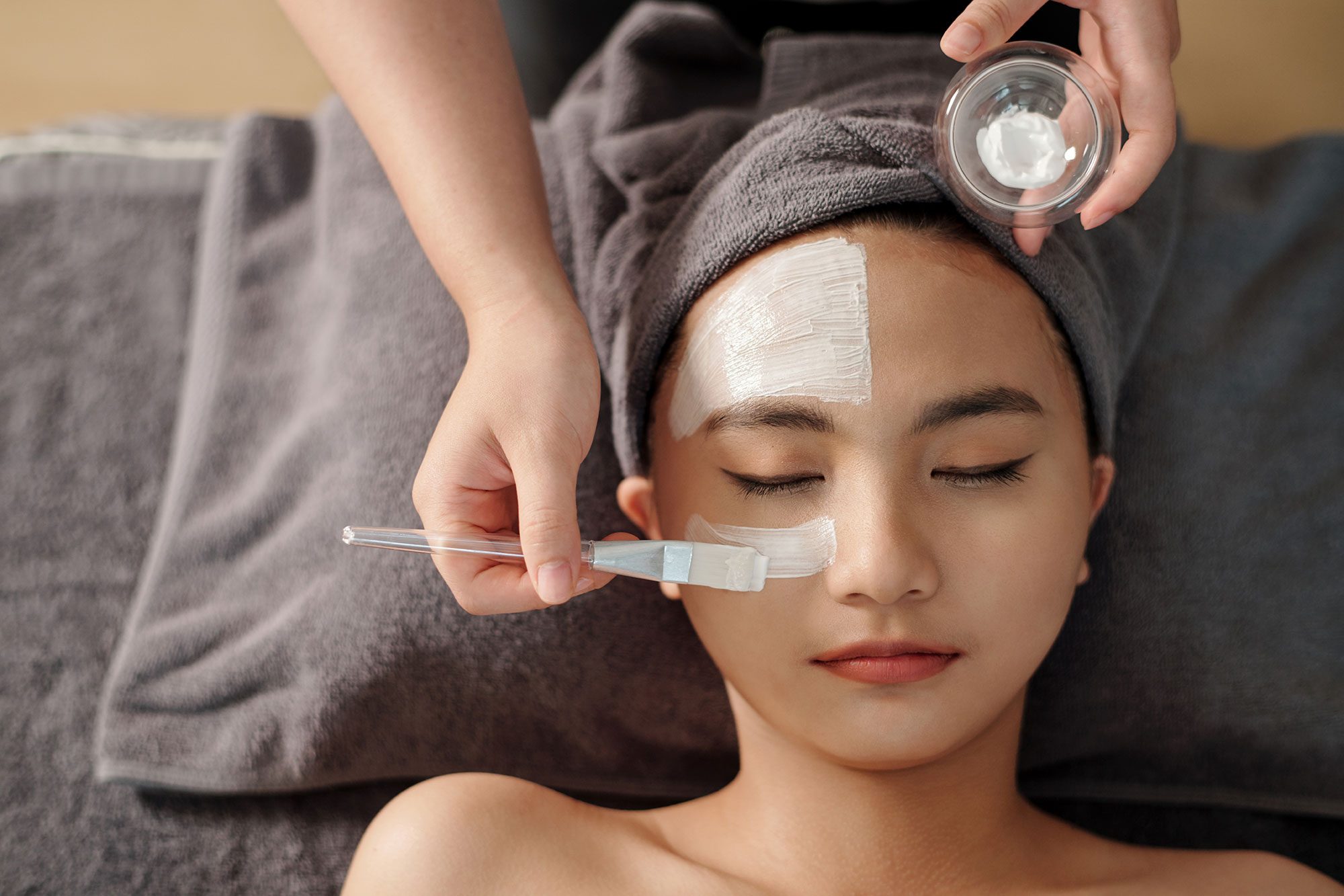 Limpieza Facial: El Secreto de una Piel Radiante